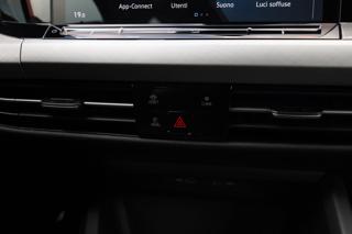 VOLKSWAGEN Golf usata, con Sistema di navigazione