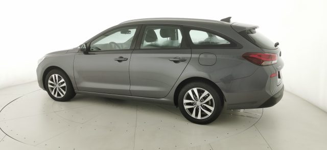 HYUNDAI i30 usata, con Airbag testa