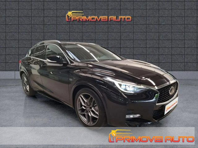 INFINITI Q30 usata, con Airbag