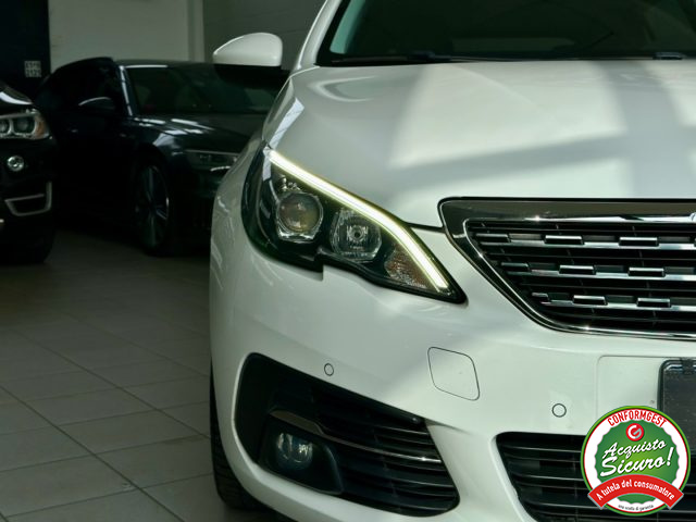 PEUGEOT 308 usata, con Cerchi in lega