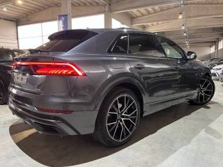 AUDI Q8 usata, con Autoradio