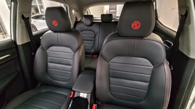 MG ZS usata, con Sensori di parcheggio posteriori