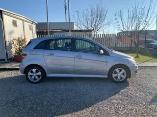 MERCEDES-BENZ B 180 usata, con Airbag Passeggero