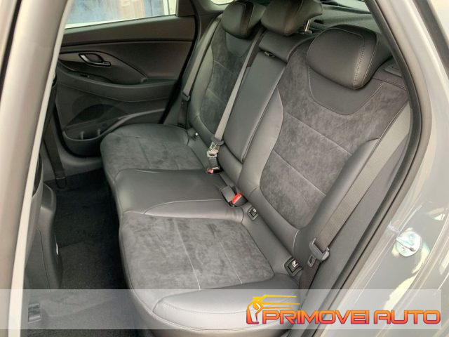 HYUNDAI i30 usata, con Airbag laterali