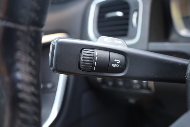 VOLVO V60 usata, con Fari direzionali