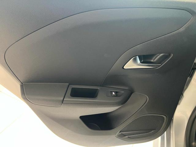 OPEL Corsa usata, con Controllo elettronico della corsia
