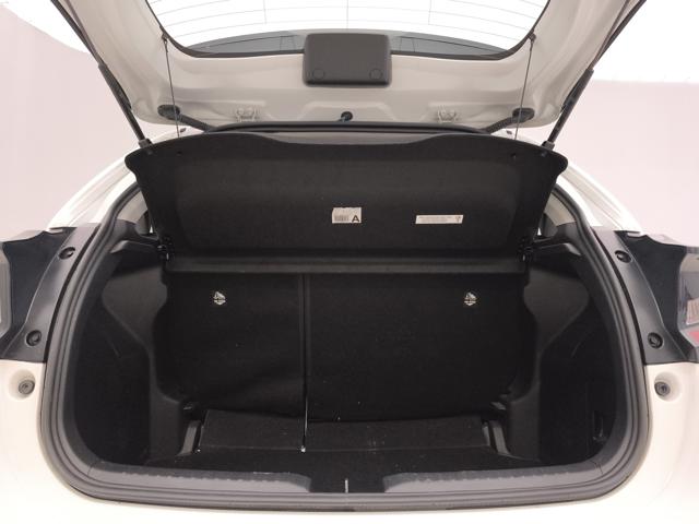 TOYOTA Yaris usata, con Touch screen