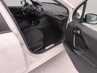 PEUGEOT 208 usata 32