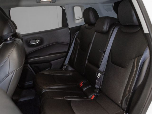 JEEP Compass usata, con Servosterzo