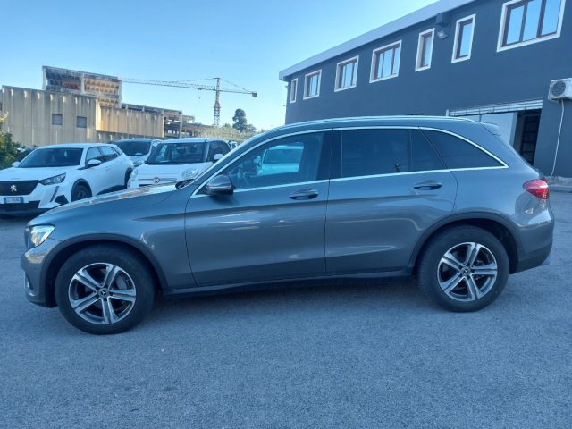 MERCEDES-BENZ GLC 220 usata 0