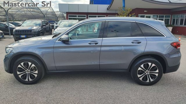 MERCEDES-BENZ GLC 300 usata, con Alzacristalli elettrici