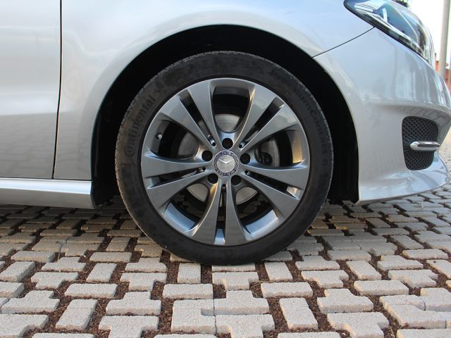 MERCEDES-BENZ B 180 usata, con Airbag Passeggero
