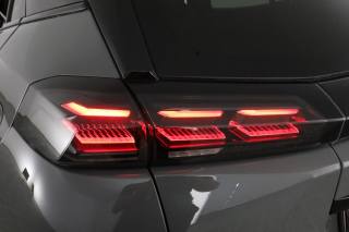 PEUGEOT 2008 usata 9