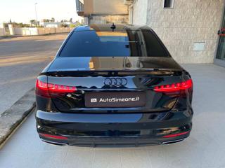 AUDI A4 usata, con Autoradio