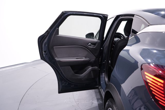 RENAULT Captur usata, con Volante multifunzione