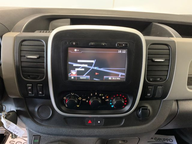 RENAULT Trafic usata, con Bracciolo