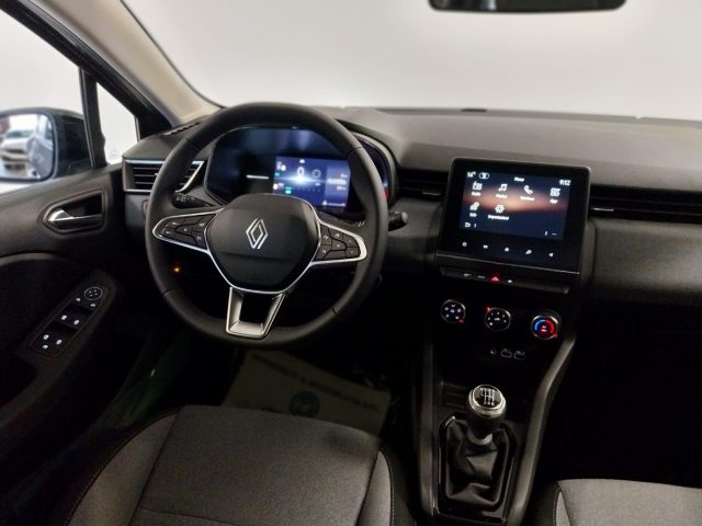 RENAULT Clio usata, con Fari LED
