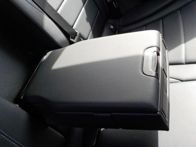 MERCEDES-BENZ GLC 220 usata 68