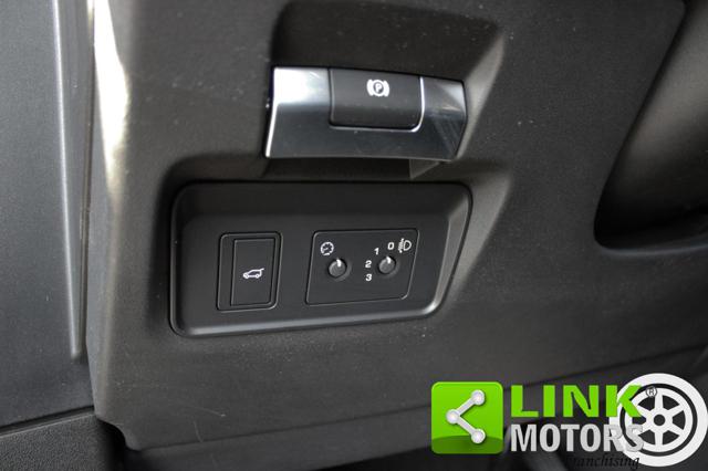 LAND ROVER Range Rover Evoque usata, con USB