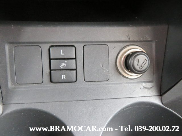 TOYOTA RAV 4 usata, con Sedili riscaldati