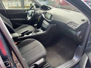 PEUGEOT 308 usata, con Climatizzatore