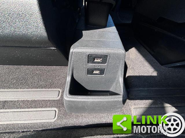 FORD Tourneo Custom usata, con Sensori di parcheggio posteriori