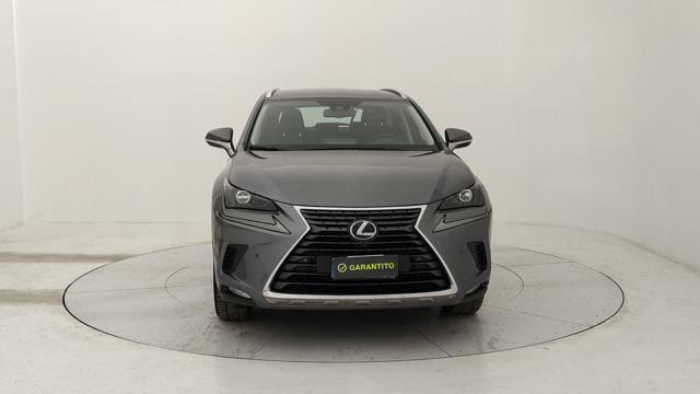 LEXUS NX 300h usata, con Cerchi in lega