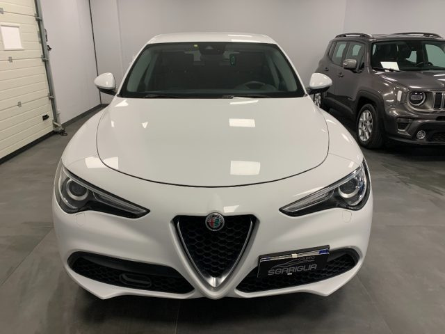ALFA ROMEO Stelvio usata, con Autoradio digitale