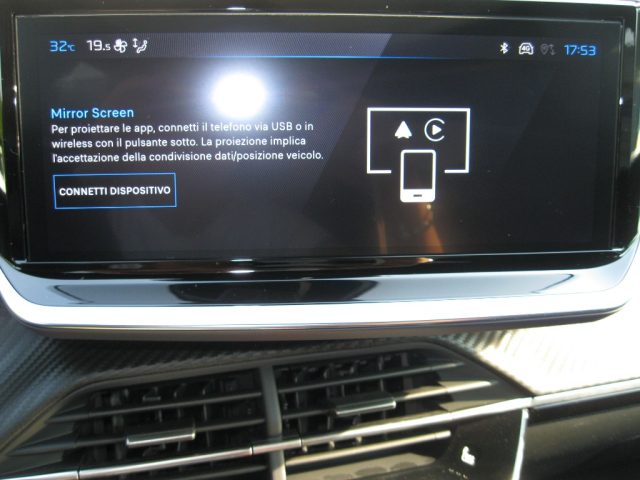 PEUGEOT 2008 usata, con Chiusura centralizzata telecomandata