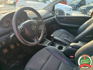 MERCEDES-BENZ A 200 usata, con Chiusura centralizzata