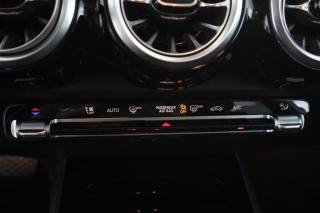 MERCEDES-BENZ GLB 200 usata 12