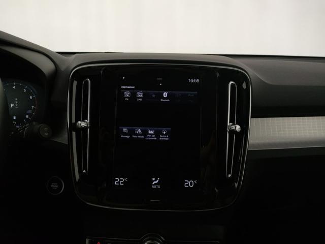 VOLVO XC40 usata, con Volante in pelle