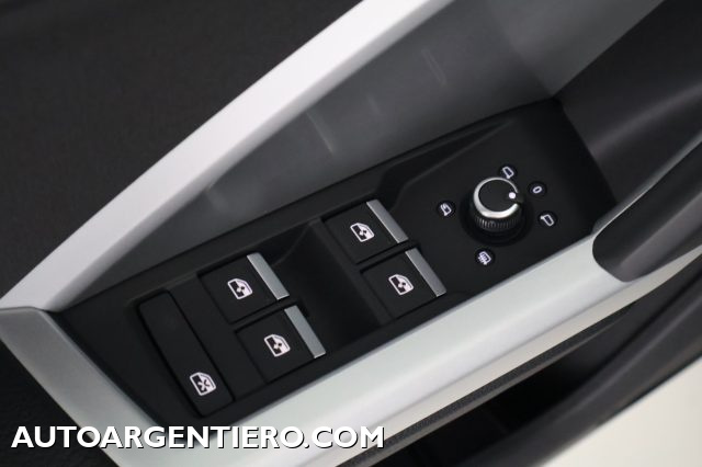 AUDI Q3 usata, con Controllo elettronico della corsia