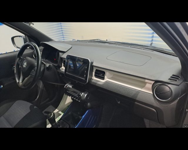 SUZUKI Ignis usata, con Sound system