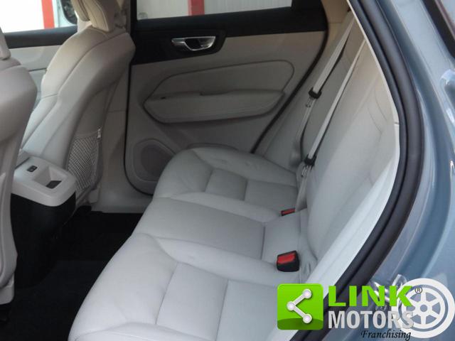VOLVO XC60 usata 32
