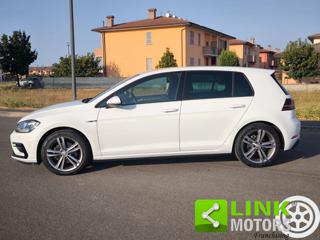 VOLKSWAGEN Golf usata, con Autoradio