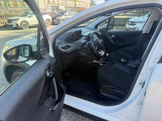 PEUGEOT 2008 usata, con Cruise Control