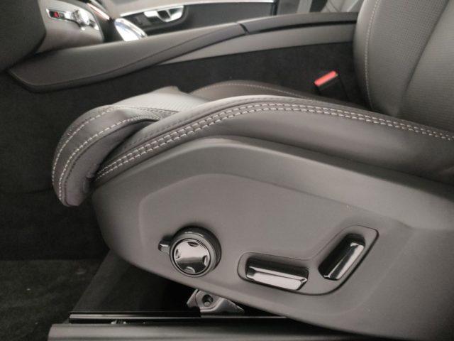 VOLVO XC90 usata, con Sistema di navigazione