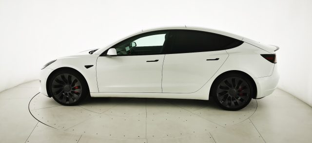 TESLA Model 3 usata, con Riconoscimento dei segnali stradali