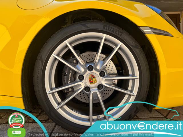 PORSCHE 992 usata, con Luci diurne LED