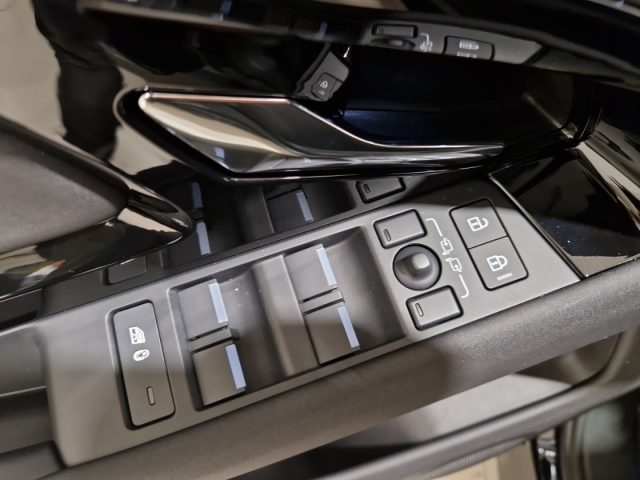 LAND ROVER Range Rover Evoque usata, con Touch screen