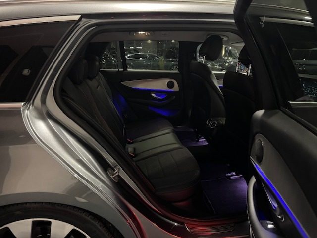 MERCEDES-BENZ E 220 usata, con Vetri oscurati