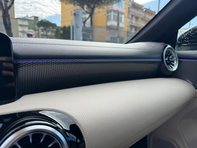 MERCEDES-BENZ CLA 180 usata, con Cronologia tagliandi