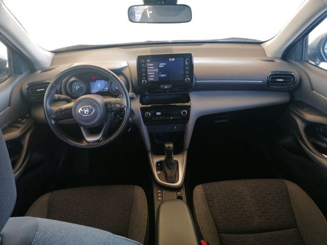 TOYOTA Yaris Cross usata, con Autoradio digitale