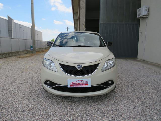 LANCIA Ypsilon usata, con Airbag