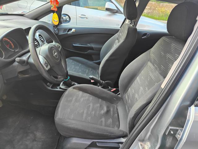 OPEL Corsa usata, con Boardcomputer