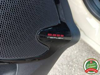 RENAULT Clio usata, con Touch screen