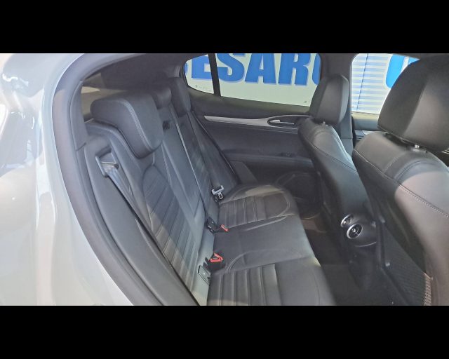 ALFA ROMEO Stelvio usata, con Pacchetto sportivo