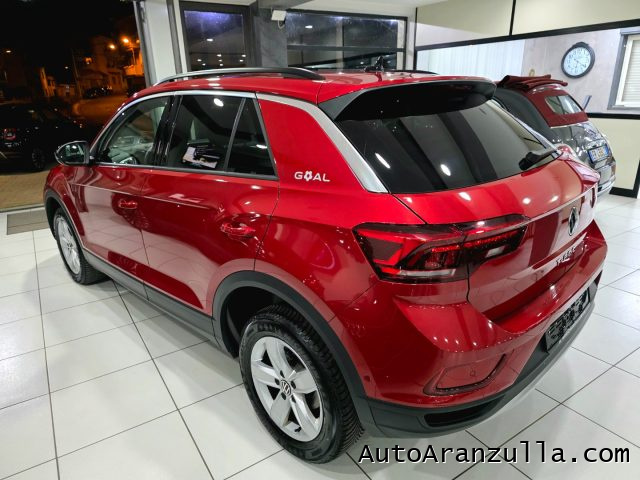 VOLKSWAGEN T-Roc usata, con Autoradio