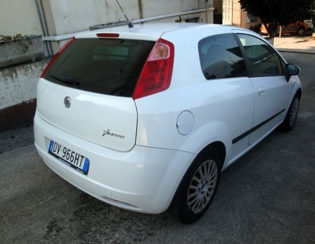FIAT Grande Punto usata, con Airbag